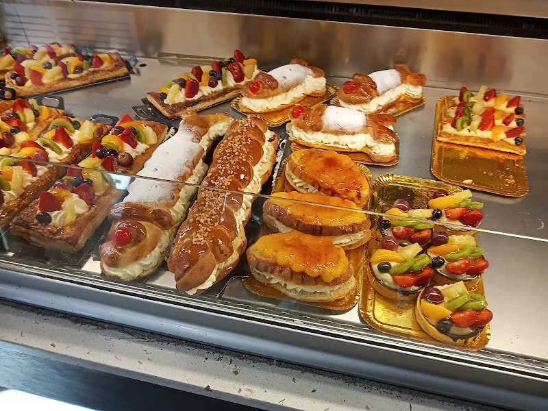 Forn de pa i pastisseria Casas
