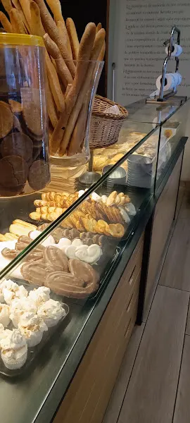 Horno Carlos Ripollès - Panadería en Sant Carles de la Rapita - foto 2