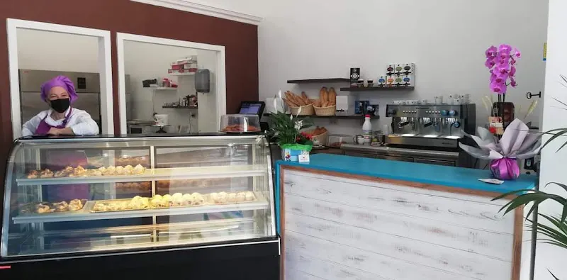 Los Dulces de Almudena - Pastelería en Arico - foto 2