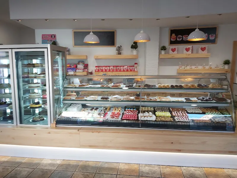 Pastelería Los Alvaritos