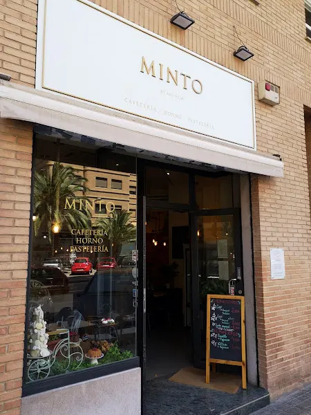 MINTO by MEIHUA / Pastelería, horno y cafetería - GRUPO MEIHUA - Pastelería en Valencia - foto 2
