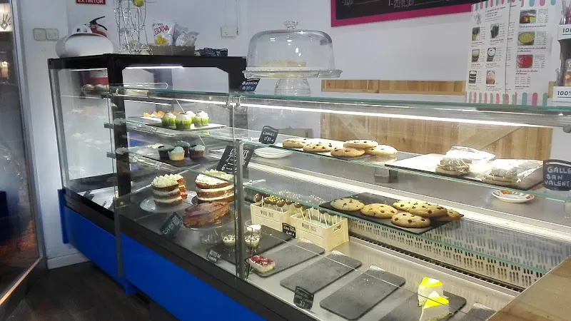 Canela en Rama PASTELERÍA Y CAFETERÍA. - Requena