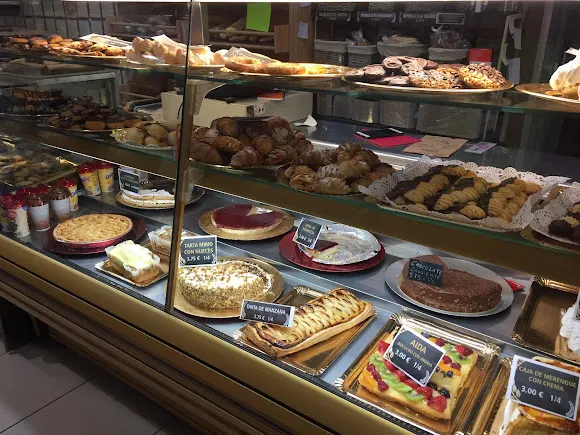 Panadería Pastelería SARA DÍAZ MORA