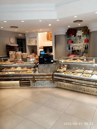 Panadería Pastelería Montesol - Valencia