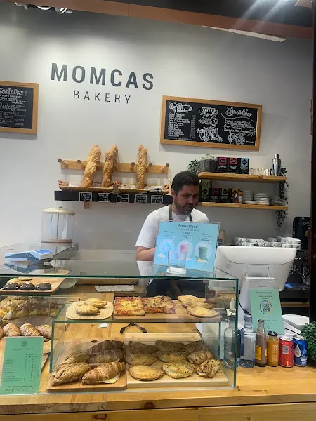 Momcas Bakery