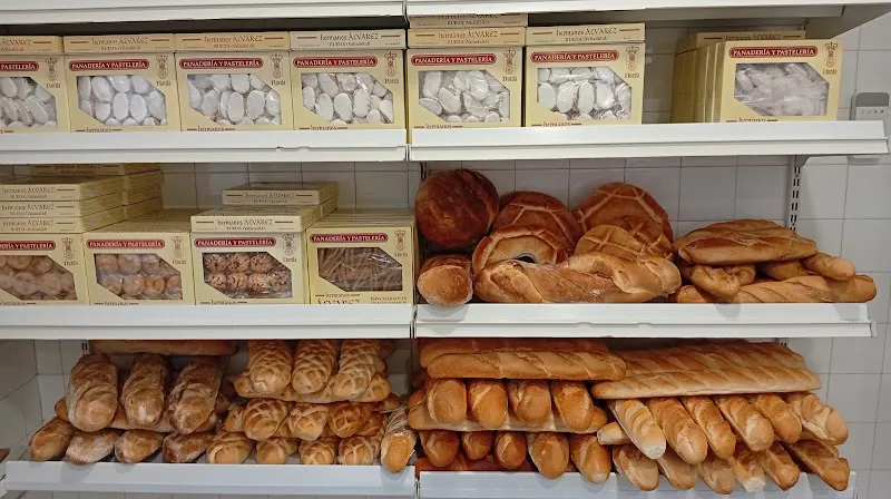 Hnos. Álvarez - Pastelería en Rueda - foto 2