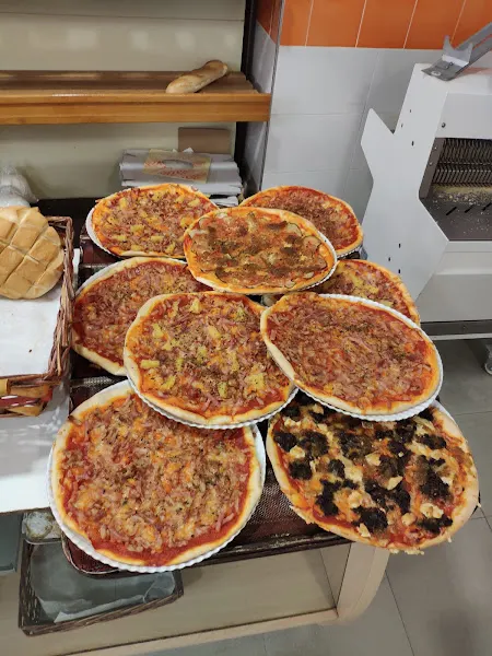 Supermercado y Panadería Tinin - Quintanilla de Onesimo