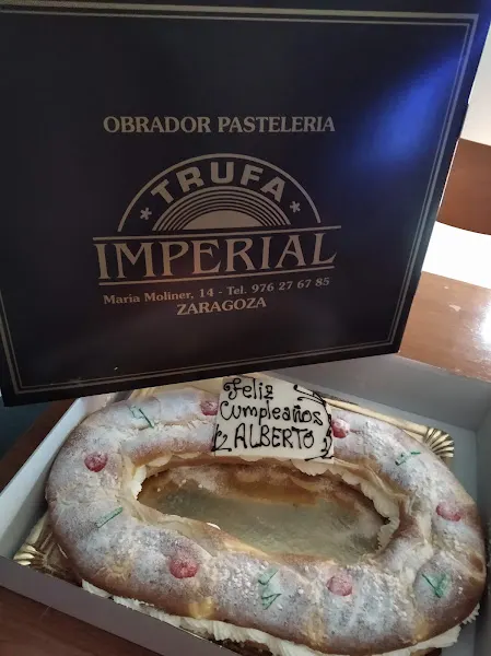 OBRADOR PASTELERIA TRUFA IMPERIAL - Pastelería en Zaragoza - foto 2