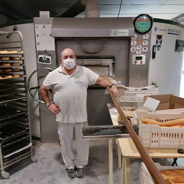Panadería Julio A. Martínez - Bureta