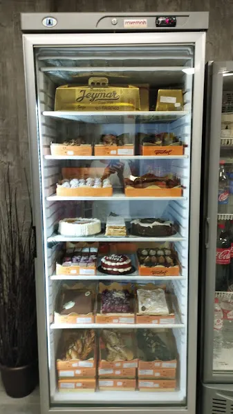 Castilla Panaderia Pasteleria - Panadería en Zaragoza - foto 2