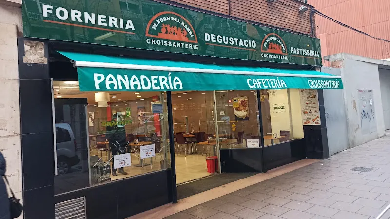 Cafetería panadería El Forn Del Barri - Santa Coloma de Gramenet