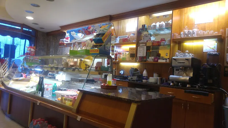 Forn De Pa I Pastisseria Retaza