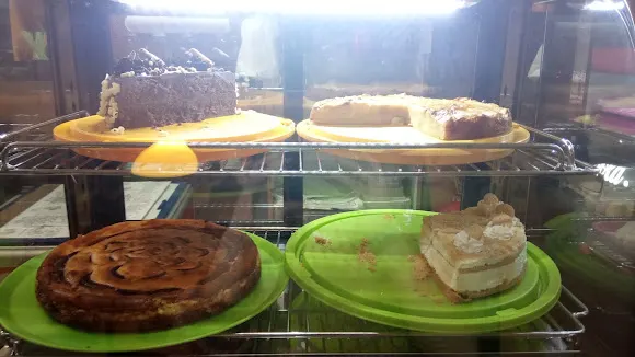 Pastelería Cafetería Carol's Cakes - Hoyos
