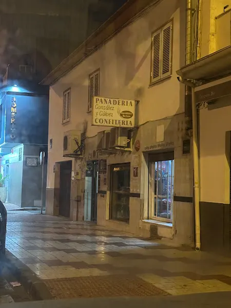 Panaderia González Y Gálvez Confiteria