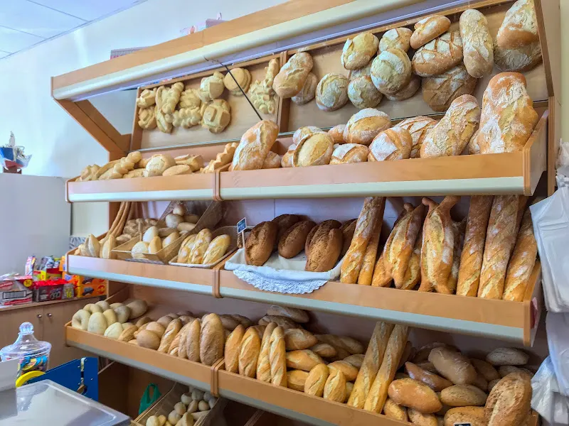 Panaderia pasteleria Virgen del Carmen. Elaboracien propria - Vélez-Málaga