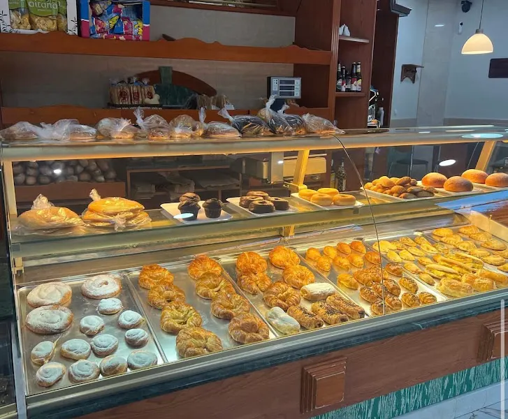 Cafetería y Panadería El Moro - Almassera