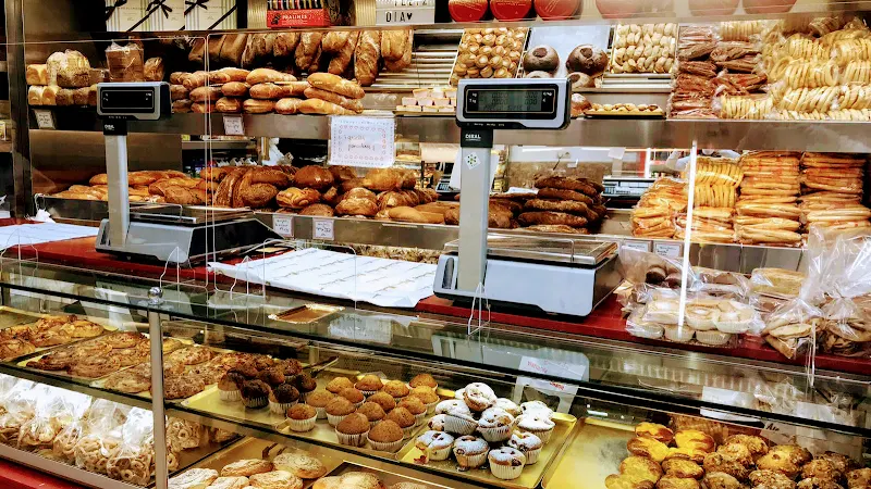 Horno y Pastelería Alfonso Martínez - Panadería en Valencia - foto 2