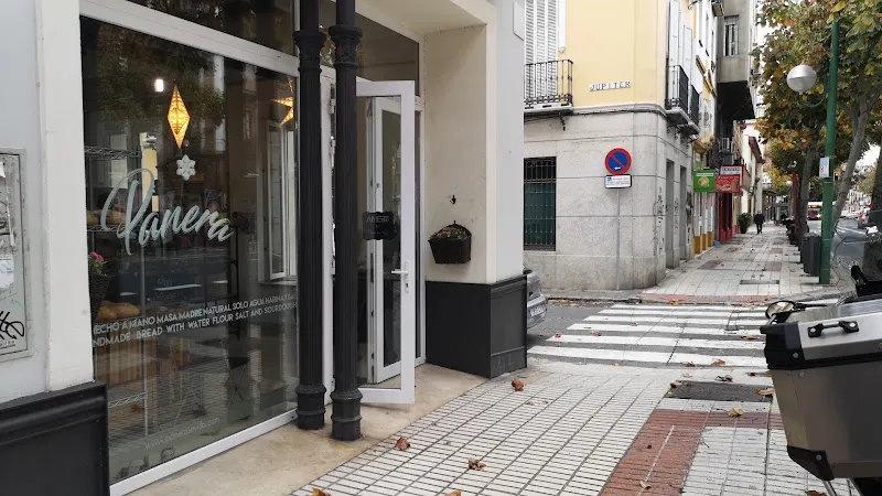 PANERA / pan artesanal - Panadería en Sevilla - foto 2