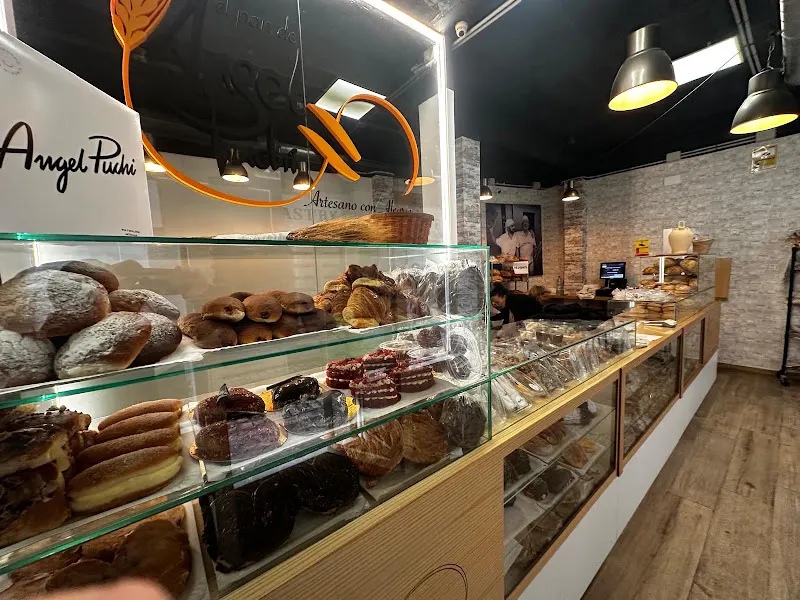 El Pan de Ángel Puchi Centro Sevilla