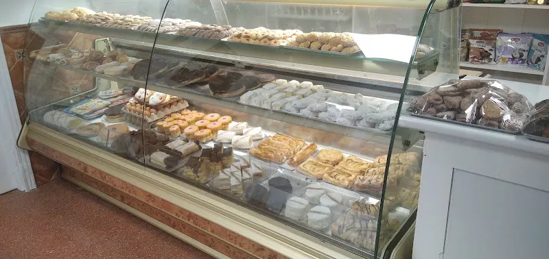 Confitería Noe - Panadería en Málaga - foto 2
