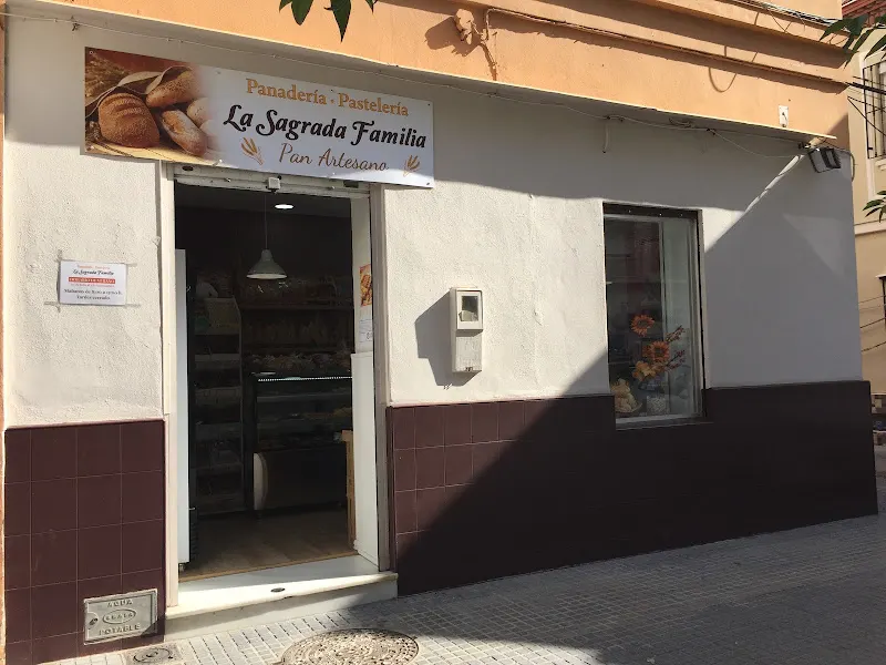 Panadería La Sagrada Familia - Panadería en Málaga - foto 2