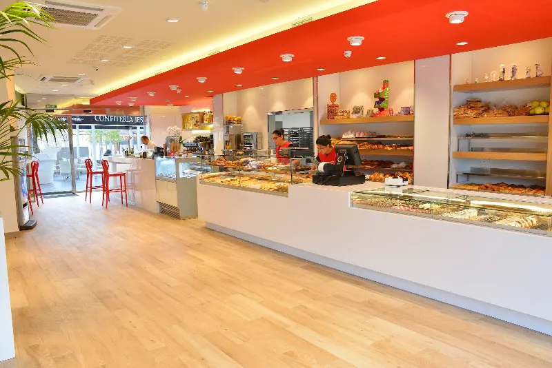 Confitería y cafetería Jesús Espinosa - Pastelería en Murcia - foto 2