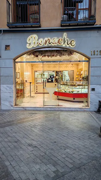 Pastelería Bonache - Pastelería en Murcia - foto 2