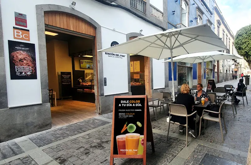 Rincón del Pan Domingo J Navarro - Panadería en Palmas de Gran Canaria (Las) - foto 2