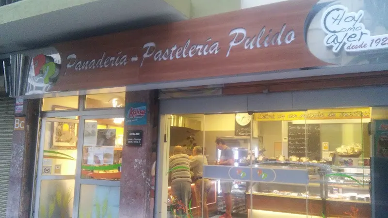 Panadería-Pastelería Pulido, Tomas Morales - Panadería en Palmas de Gran Canaria (Las) - foto 2