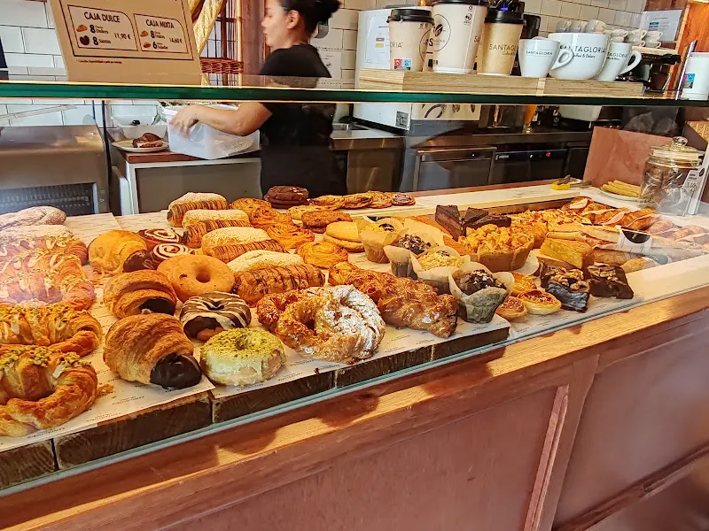 Santagloria Coffee & Bakery