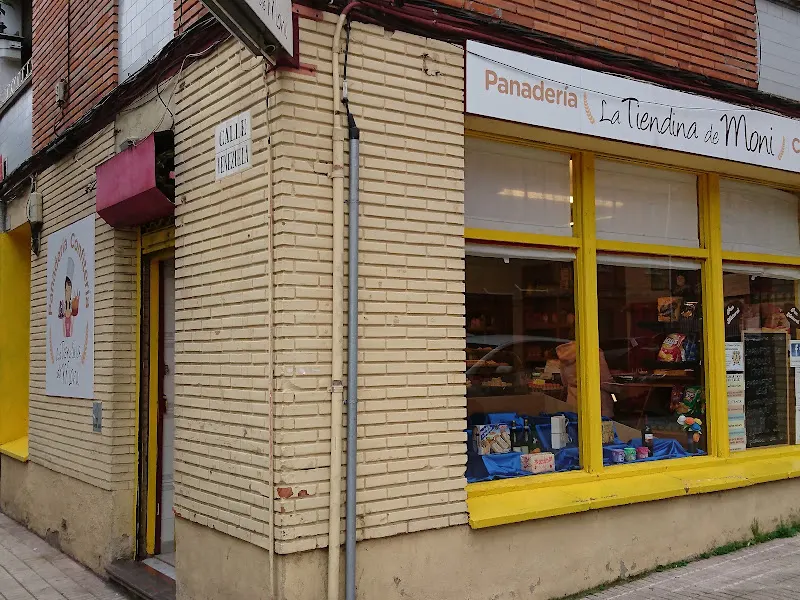 Panaderia Confiteria La Tiendina de Moni 2 - Panadería en Gijón - foto 2
