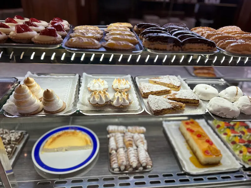Pastelería López-Mezquita