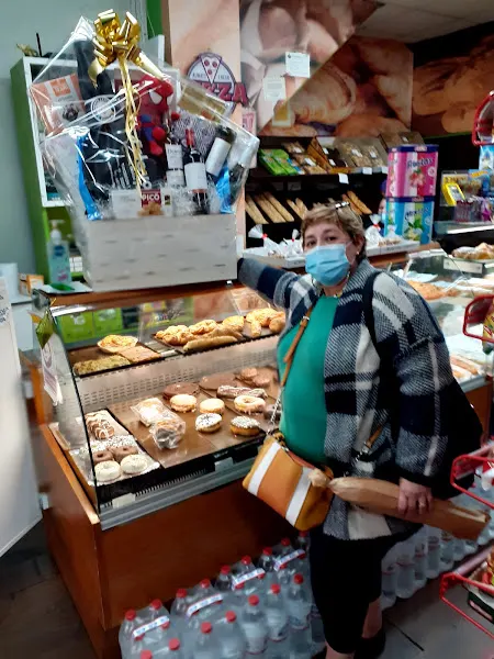 Super diagonal 24 horas Panaderia pastelería bolleria pizzería - Elche