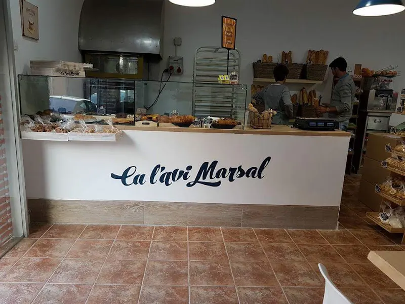 Panadería Ca L'avi Marsal - Panadería en Badalona - foto 2