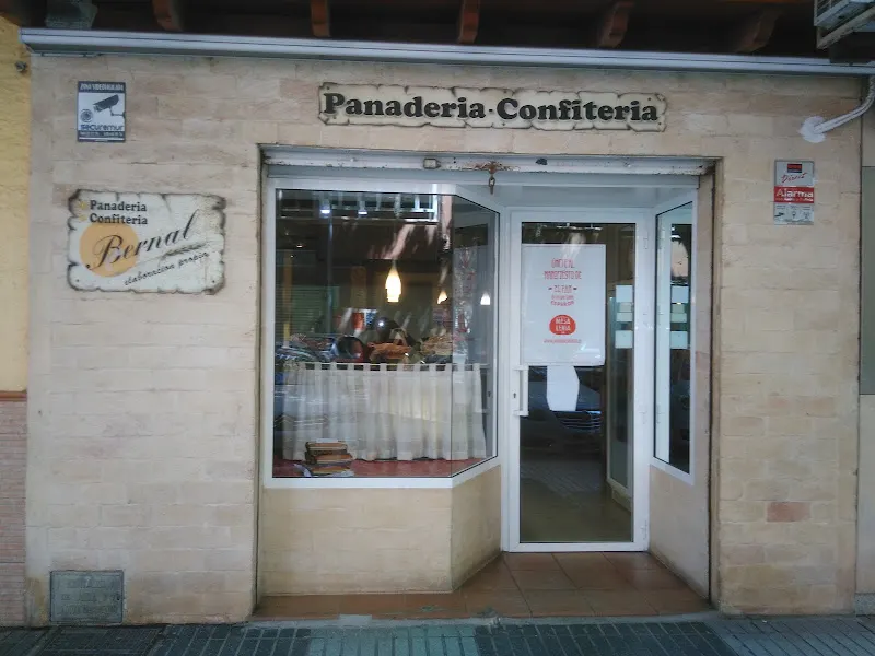 Panadería Confitería Bernal - Panadería en Cartagena - foto 2