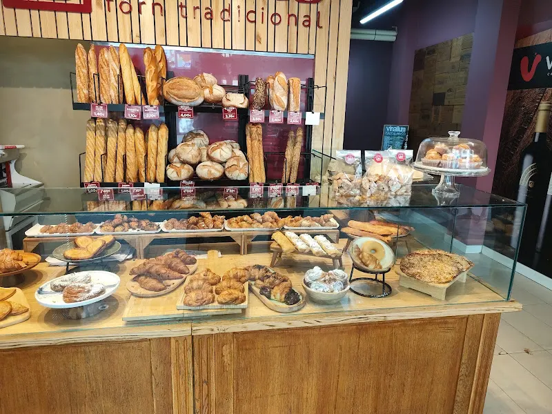Panadería Valero Forn Tradicional - Panadería en Sabadell - foto 2