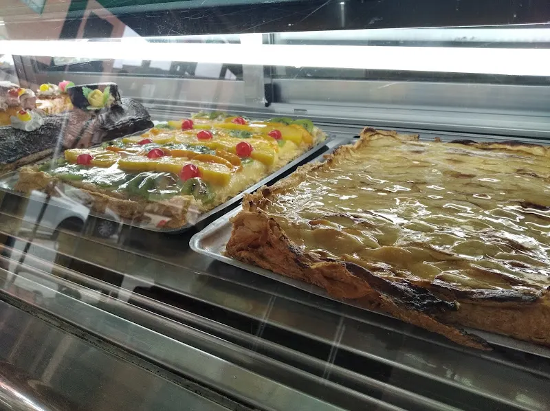 Panadería La Pasiega - Panadería en Fuenlabrada - foto 2