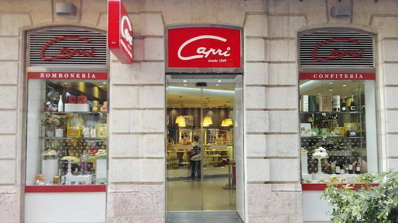 Confitería Capri - Pastelería en Almería - foto 2