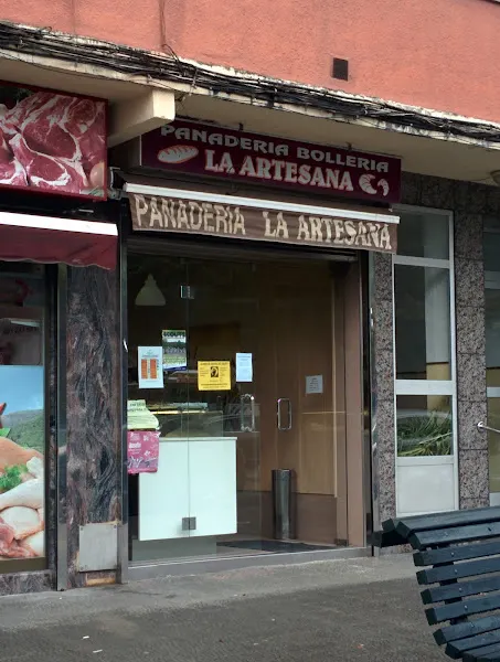 Panadería la Artesana - Panadería en Santander - foto 2