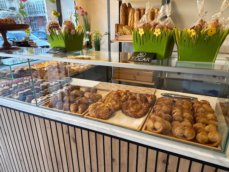 Las Marías-Pastelería y Panadería - Pastelería en Santander - foto 2