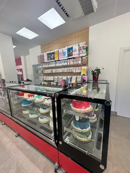 PASTELERIA EL PAISA - Alcorcón