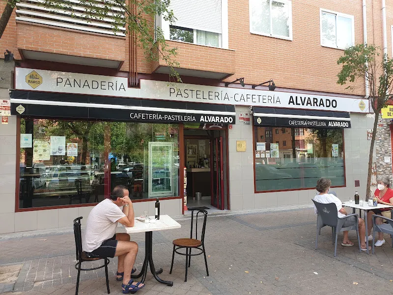 Cafeteria Alvarado panaderia pasteleria - Alcorcón