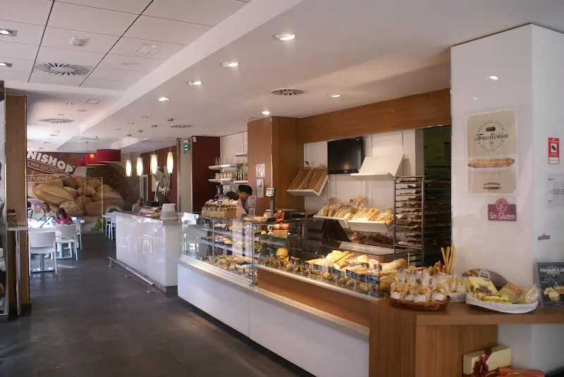 Panishop - Panadería en Tarragona - foto 2