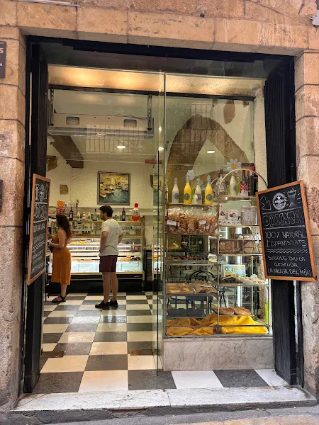 Pastisseria Granja Dibà - Pastelería en Tarragona - foto 2