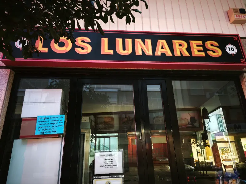 Los Lunares - Panadería en Cádiz - foto 2