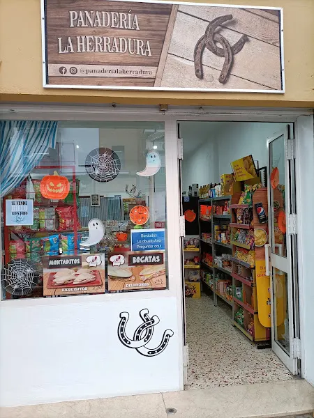 Panadería La Herradura - Panadería en Dos Hermanas - foto 2