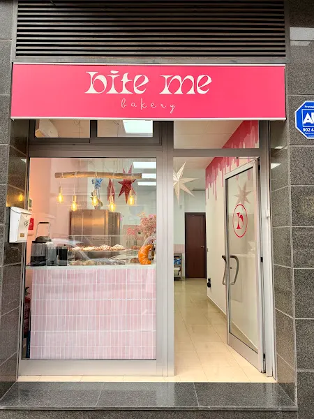 Pastisseria Bite me Bakery - Pastelería en Mataró - foto 2