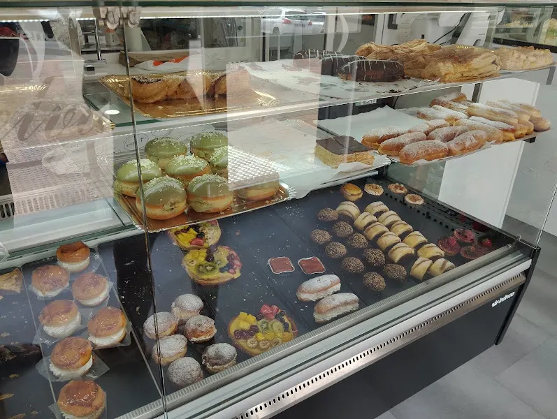 Panadería Pastelería Antonio Selva - Panadería en Algeciras - foto 2