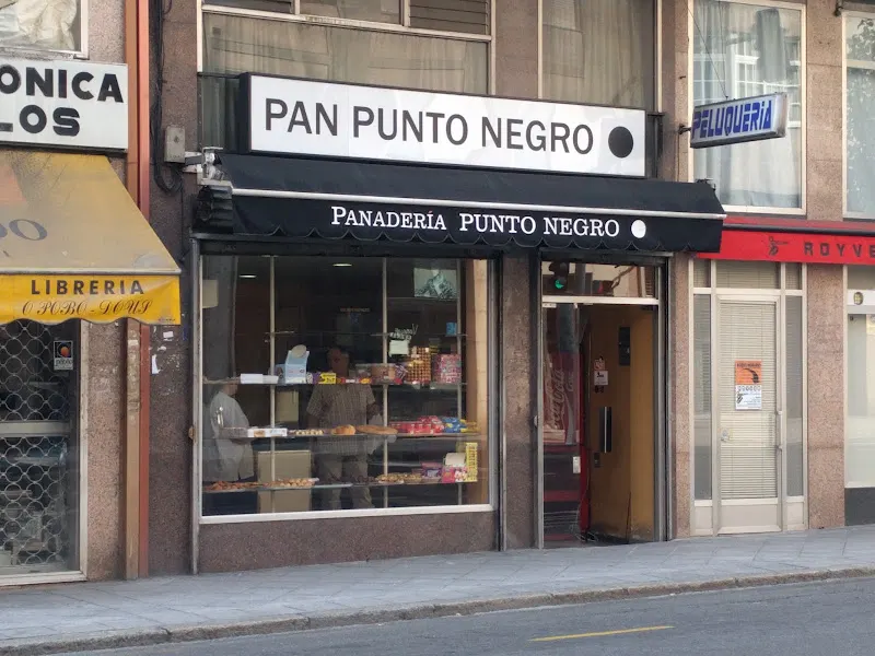 PAN PUNTO NEGRO - Ourense