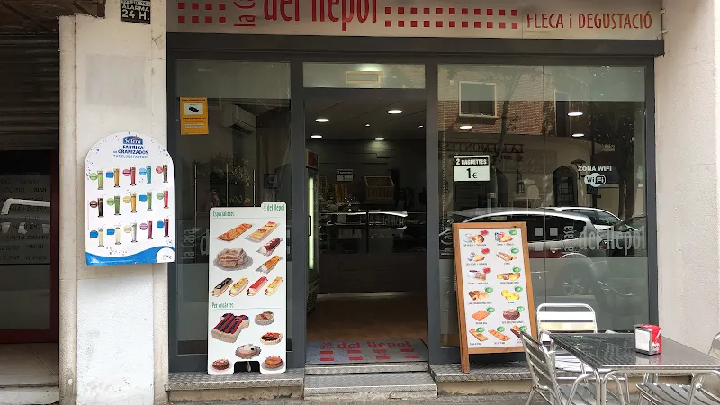 La Casa del Llépol Ester - Panadería en Reus - foto 2